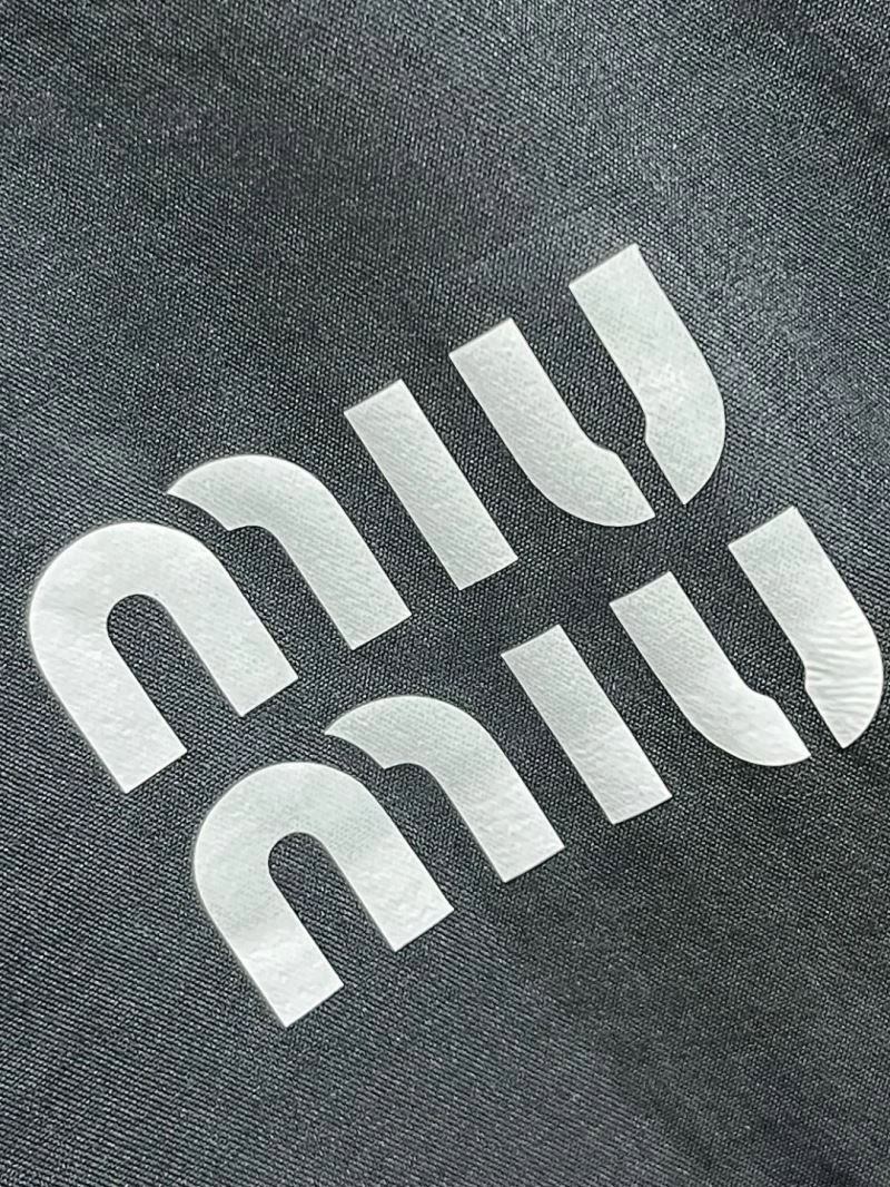 Fashionable Miu Miu Long Pants 160196