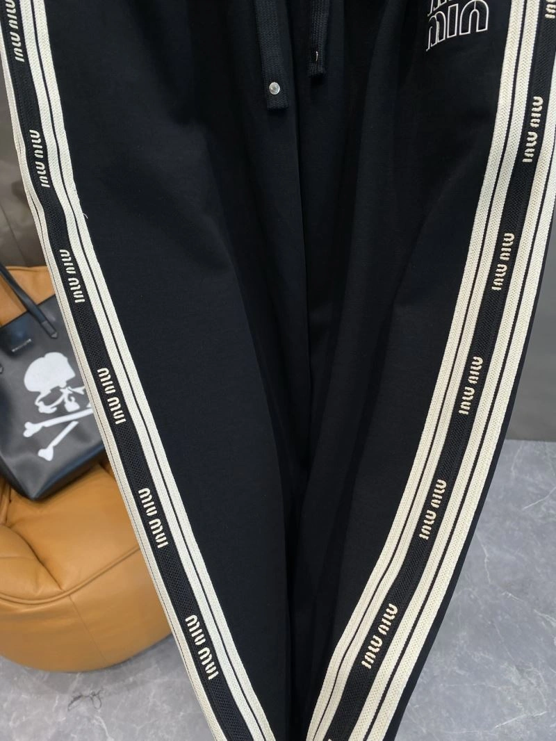 Vibrant Miu Miu Long Pants 160191