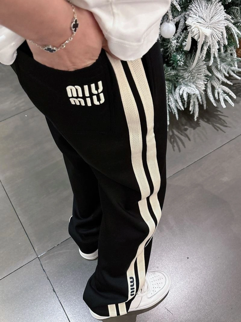 Miu Miu Long Pants Effortless 159122