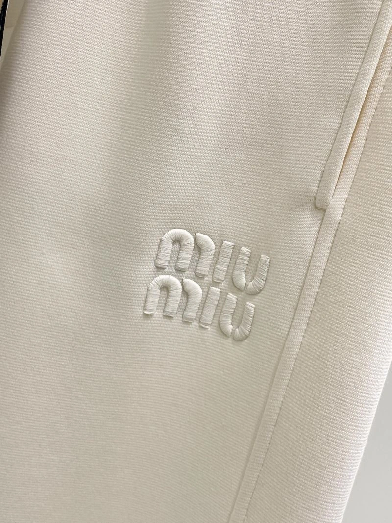 Vibrant Miu Miu Long Pants 159111