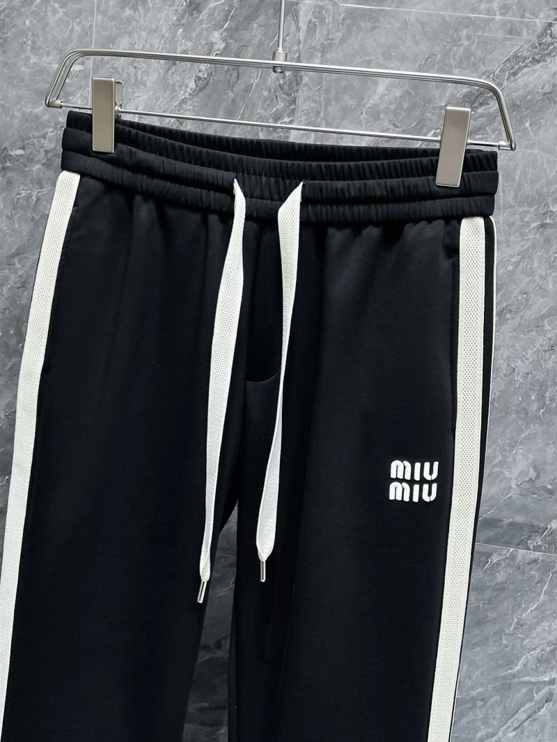 Miu Miu Long Pants UrbanStyle 158210