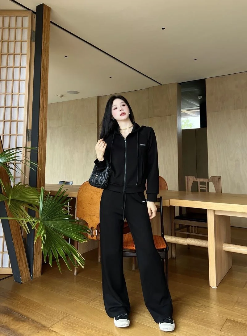 Miu Miu Long Suits Durable 163939