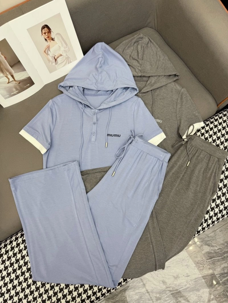 Classic Miu Miu Long Suits 156310
