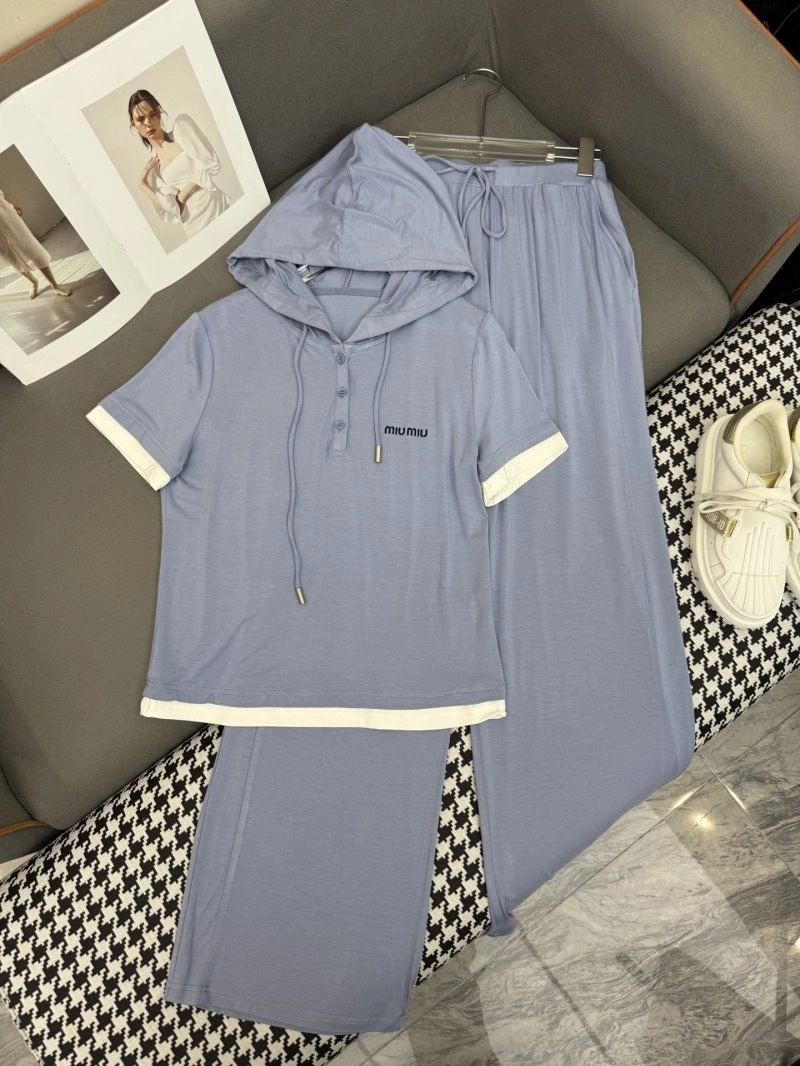 Classic Miu Miu Long Suits 156310