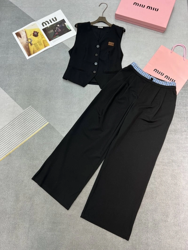 Miu Miu Long Suits MoistureWicking 148852