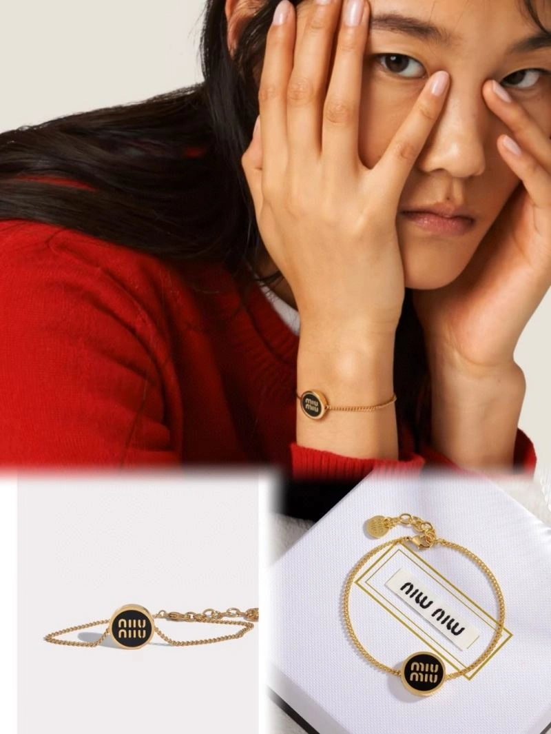 UrbanChic Miu Miu Necklaces 213412