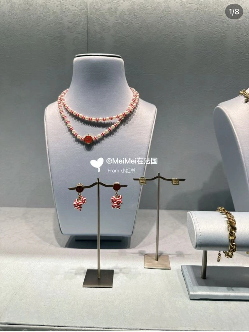 Miu Miu Necklaces UrbanStyle 213414