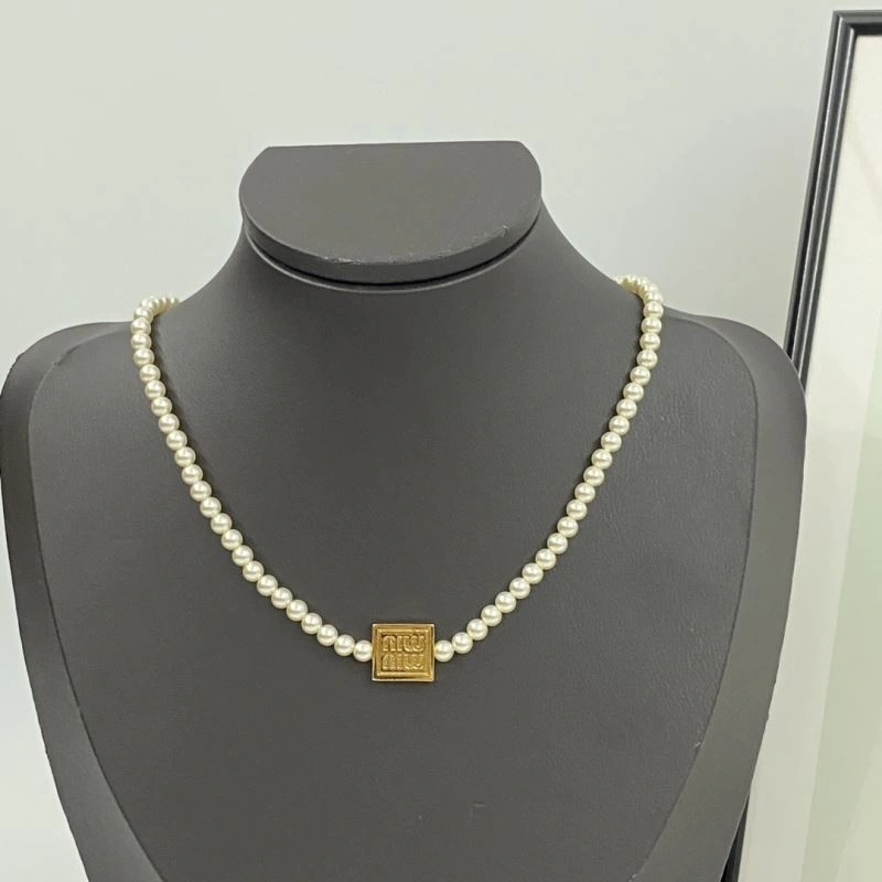 Miu Miu Necklaces Comfortable 212545