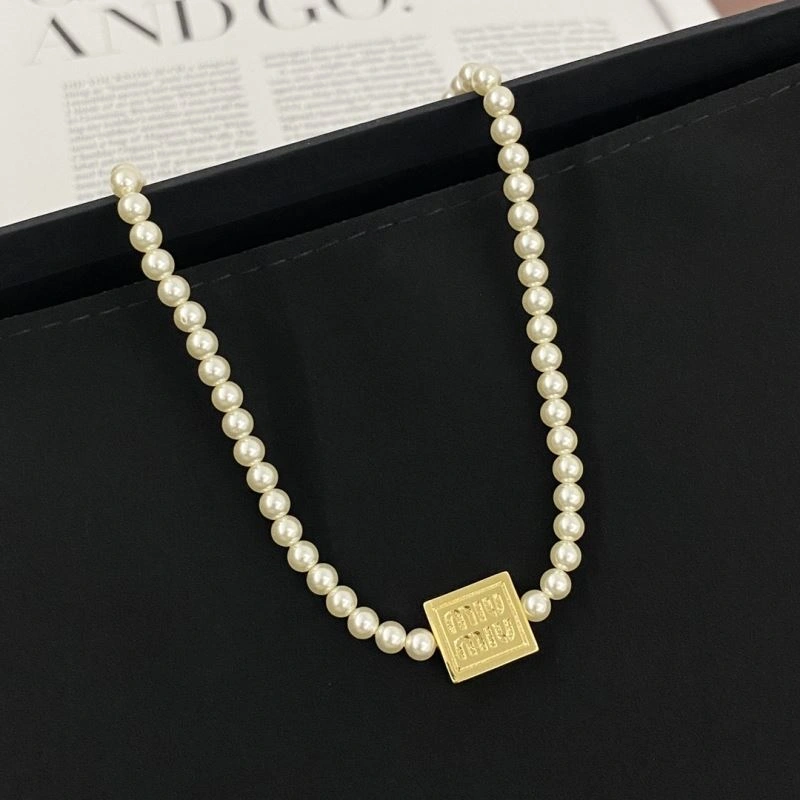 Miu Miu Necklaces Comfortable 212545