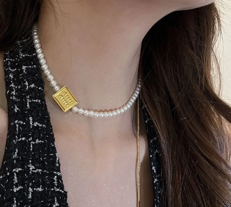 Miu Miu Necklaces Comfortable 212545