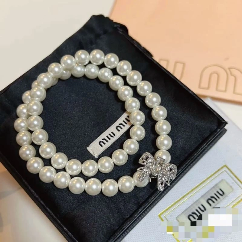 UrbanStyle Miu Miu Necklaces 211798