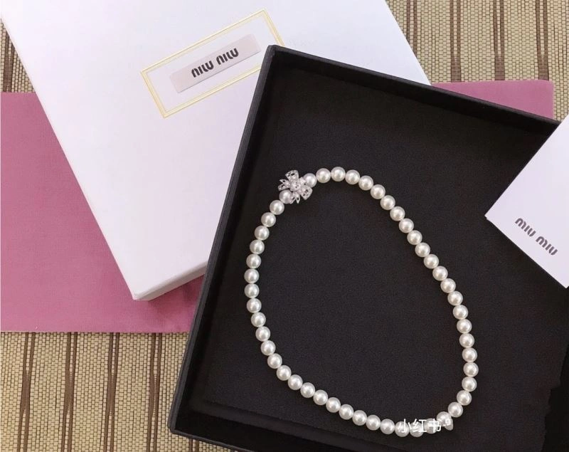 UrbanStyle Miu Miu Necklaces 211798