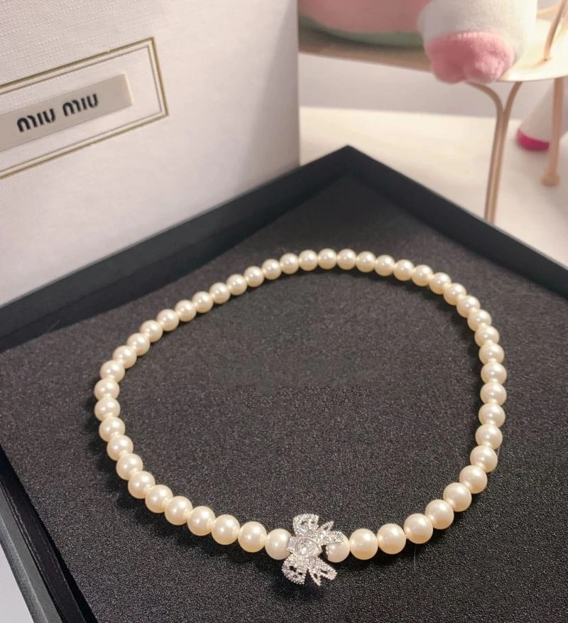 UrbanStyle Miu Miu Necklaces 211798