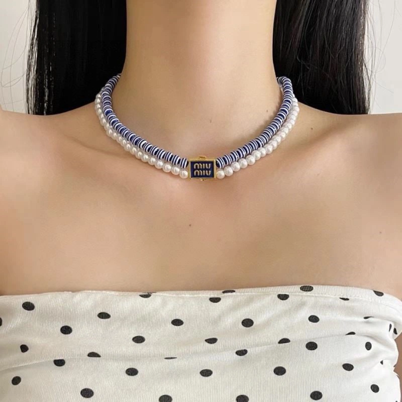 Miu Miu Necklaces Compact 208524