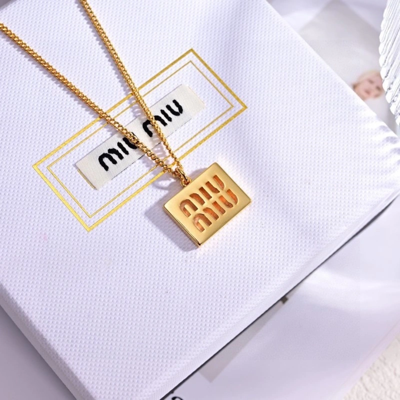 Miu Miu Necklaces Packable 207808