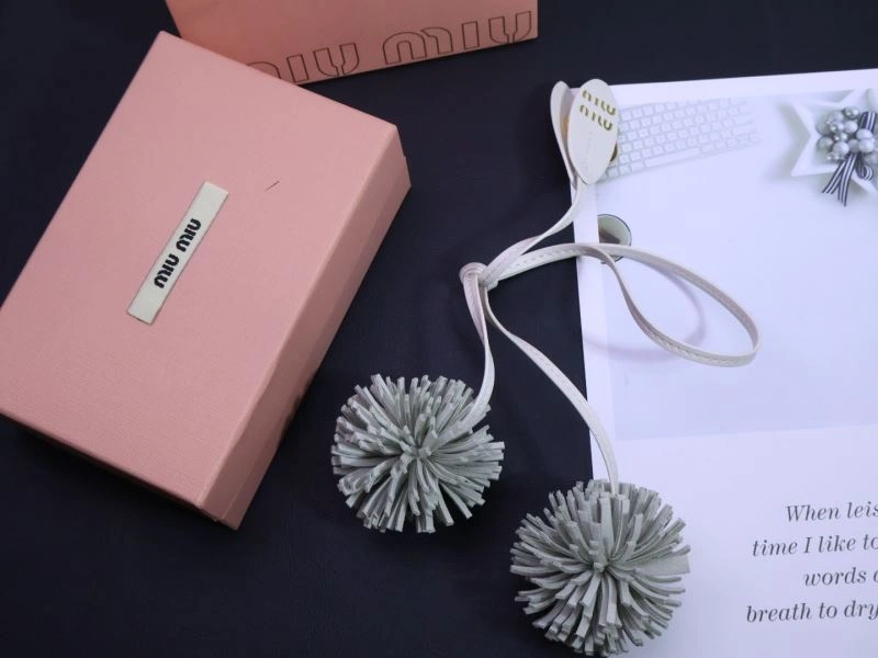 Breathable Miu Miu Ornaments 269122