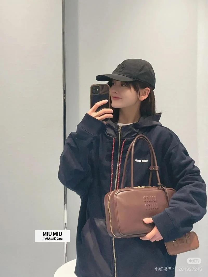 Seasonal Miu Miu Outwear 163605