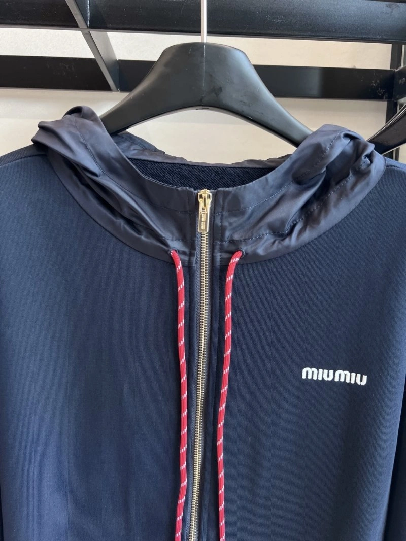 WellDesigned Miu Miu Outwear 151227