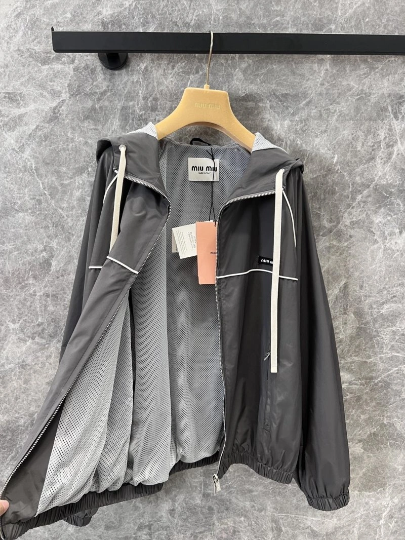 SmoothTexture Miu Miu Outwear 151218