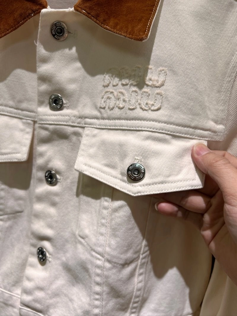 Comfortable Miu Miu Outwear 148858