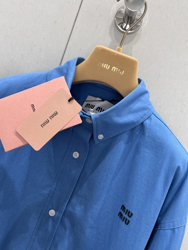 Sleek Miu Miu Outwear 148830