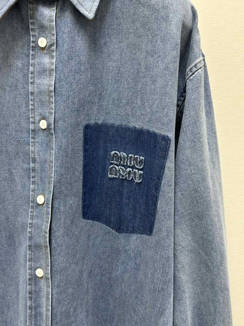 Miu Miu Outwear Durable 148804