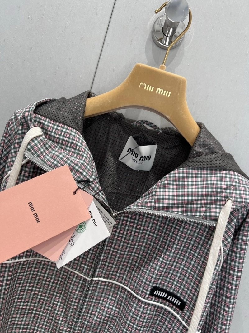 Miu Miu Outwear Youthful 148813
