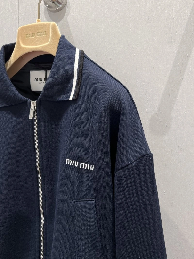 Miu Miu Outwear ComfortFit 148777