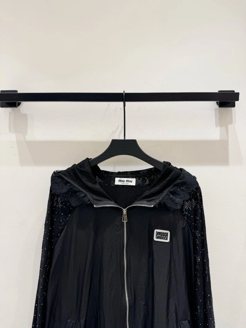 MultiPurpose Miu Miu Outwear 154498