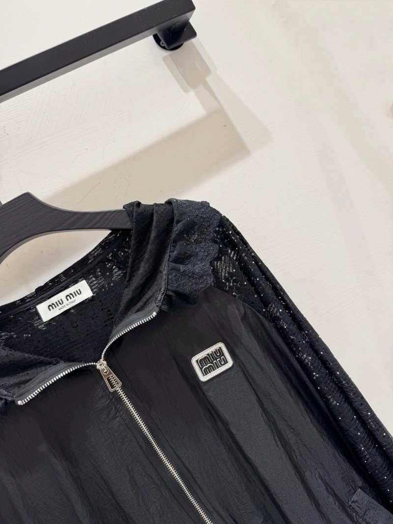 MultiPurpose Miu Miu Outwear 154498