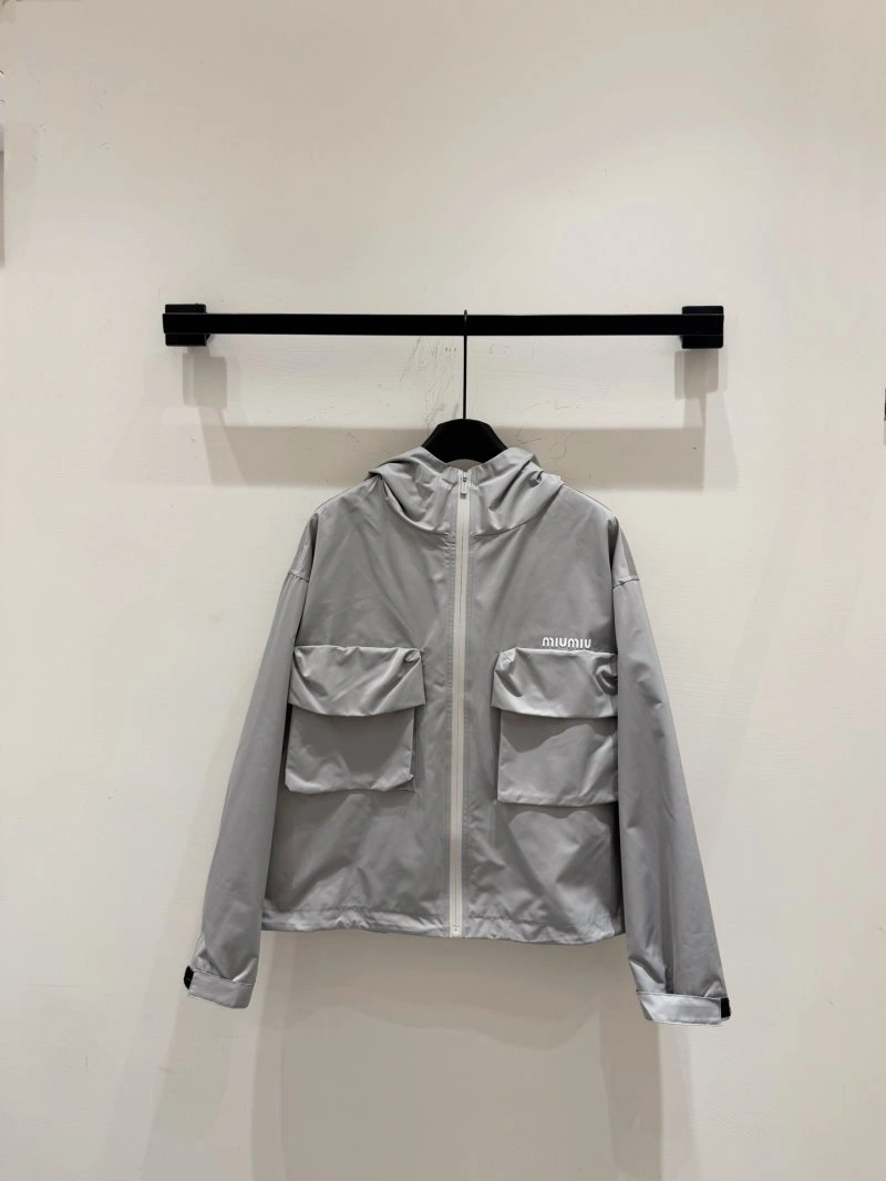 Miu Miu Outwear Resilient 154482