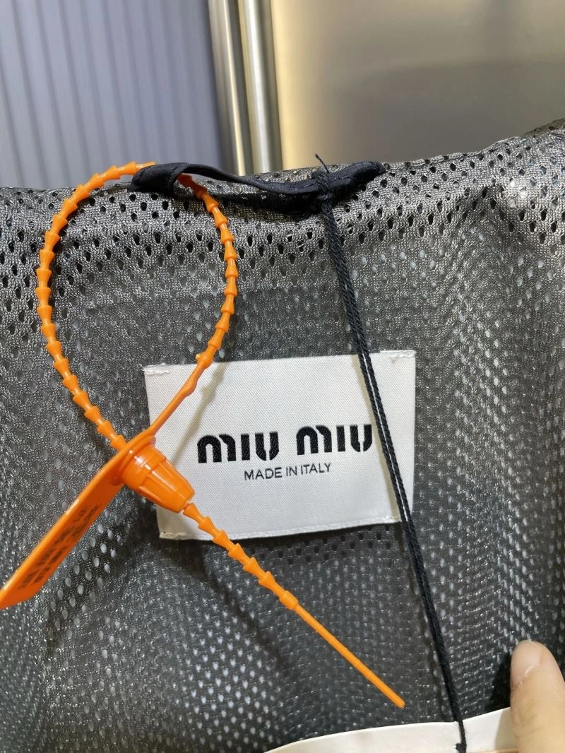 TechFriendly Miu Miu Outwear 159108