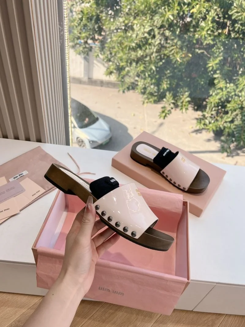 EyeCatching Miu Miu Sandals 7563