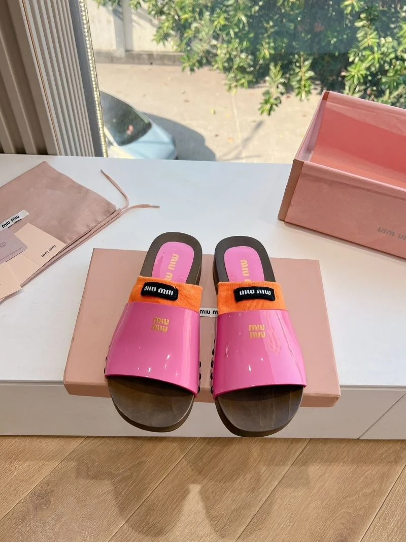 Miu Miu Sandals UrbanStyle 7558