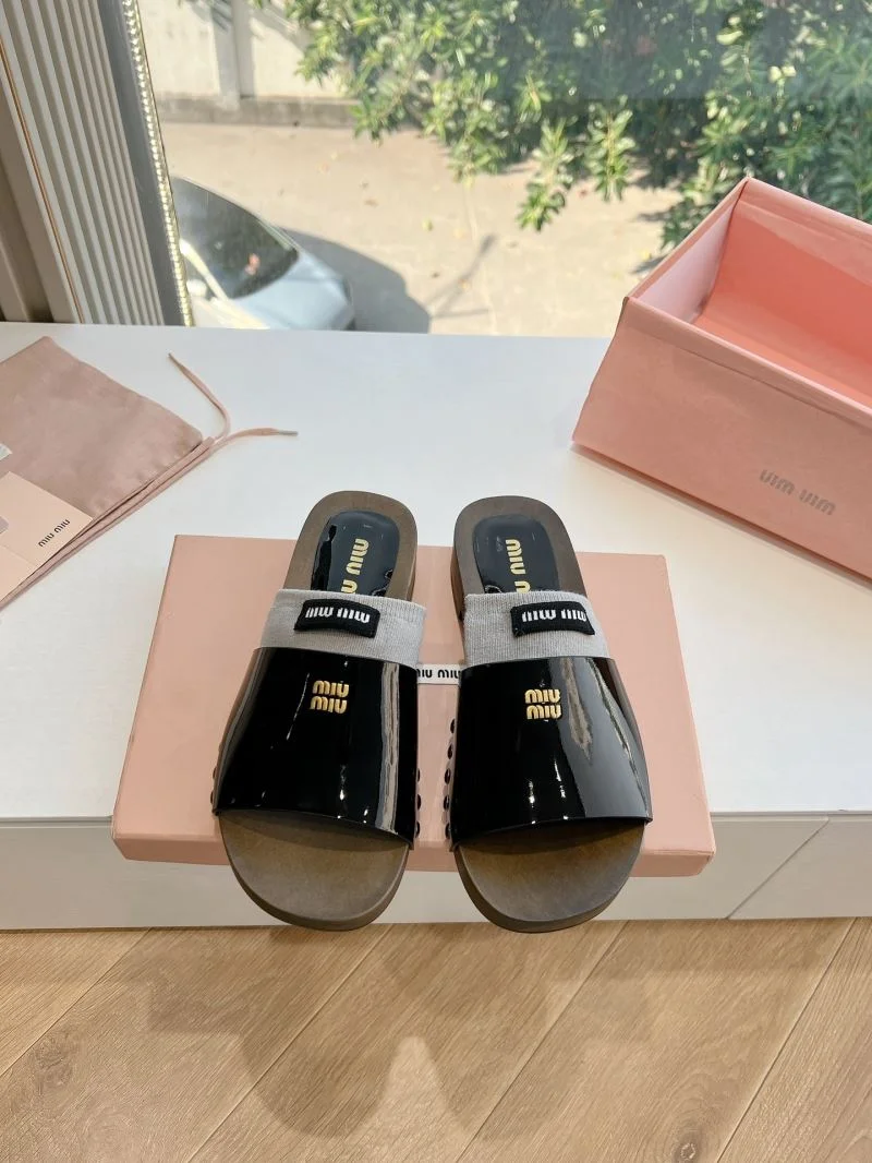 Chic Miu Miu Sandals 7561