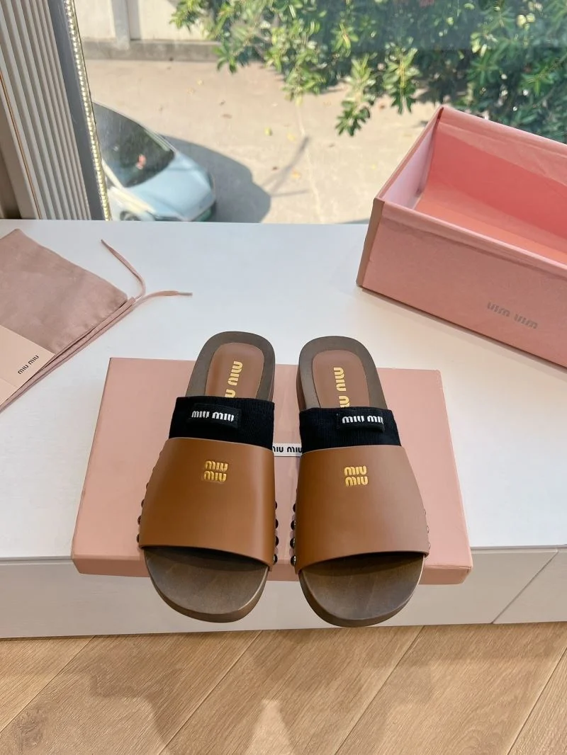 Miu Miu Sandals Lightweight 7574