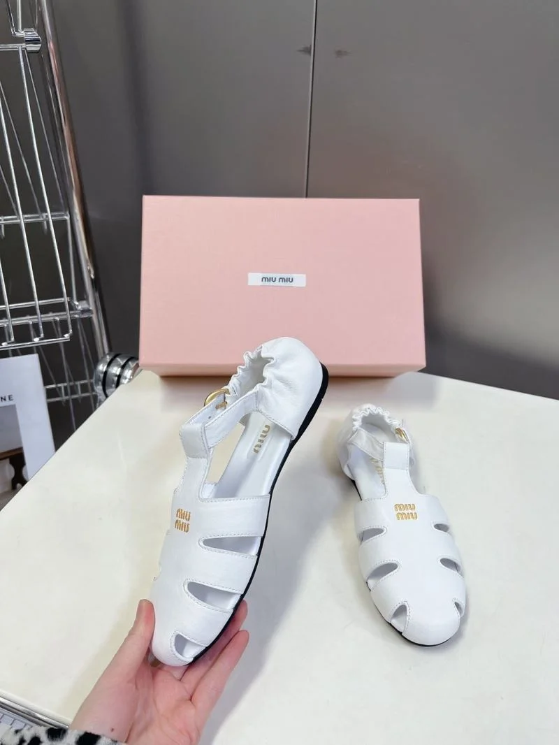 Miu Miu Sandals Effortless 7553
