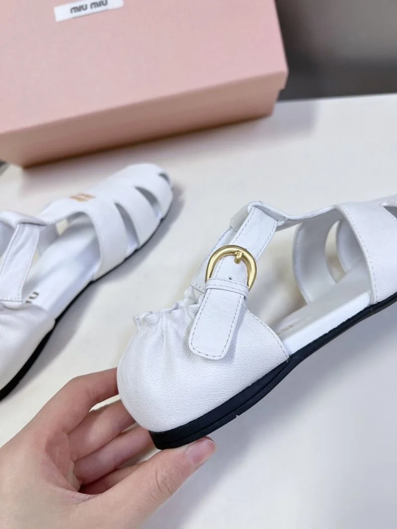 Miu Miu Sandals Effortless 7553