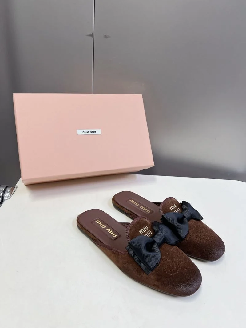 Miu Miu Sandals Breathable 7551