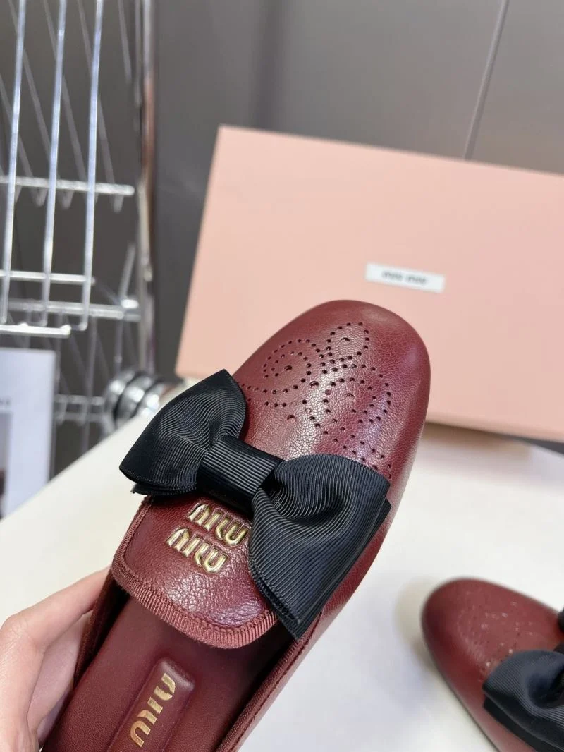 Miu Miu Sandals WaterResistant 7556