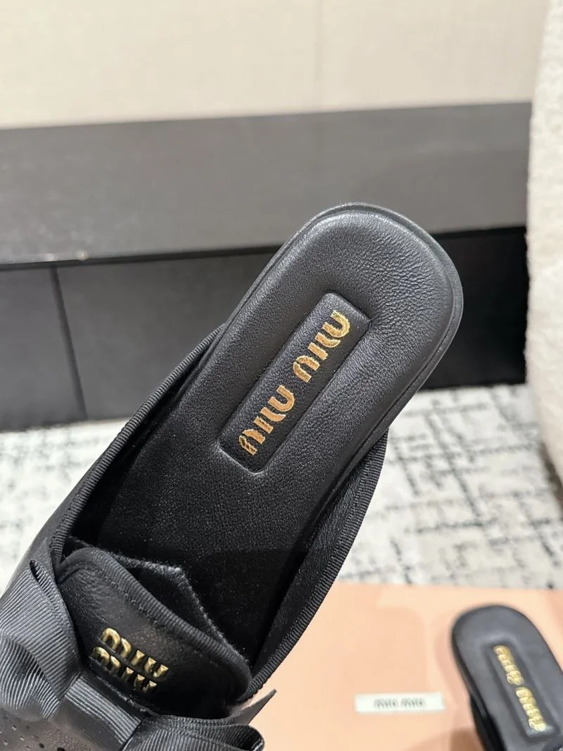 Fashionable Miu Miu Sandals 7609