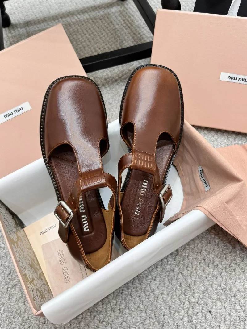 Miu Miu Sandals OnTrend 7547