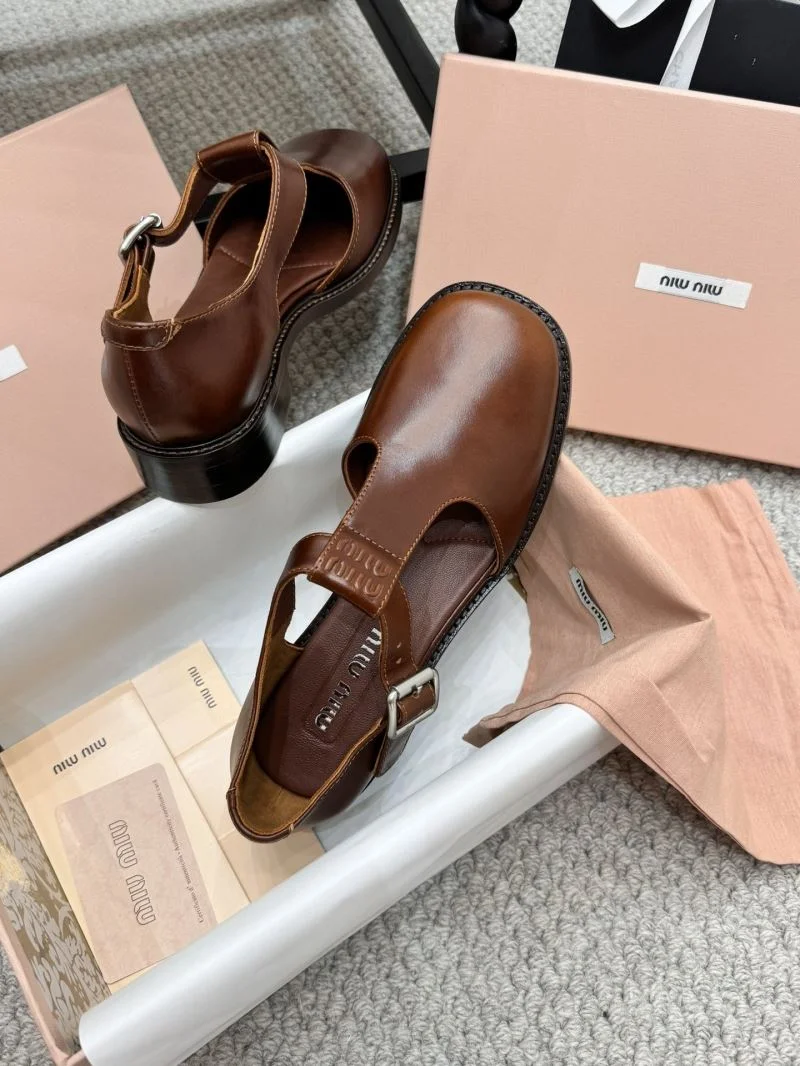 Miu Miu Sandals OnTrend 7547