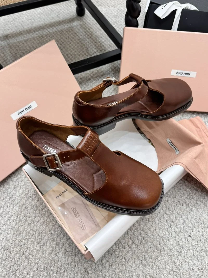 Miu Miu Sandals OnTrend 7547