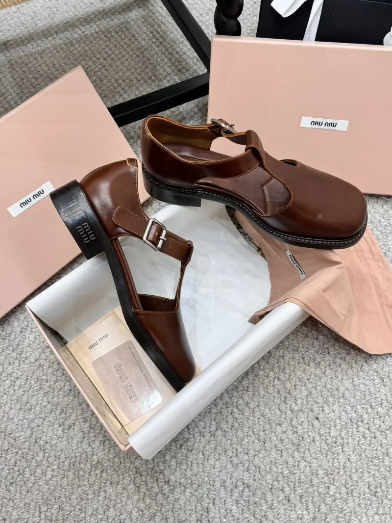 Miu Miu Sandals OnTrend 7547