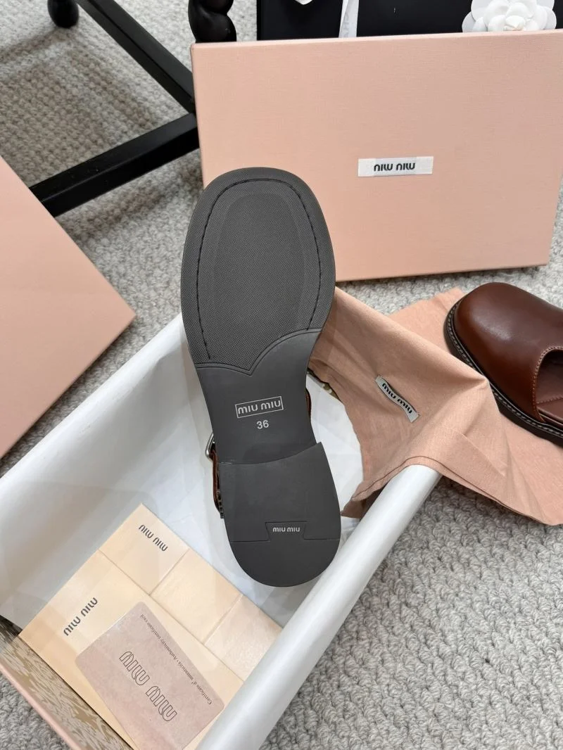 Miu Miu Sandals OnTrend 7547