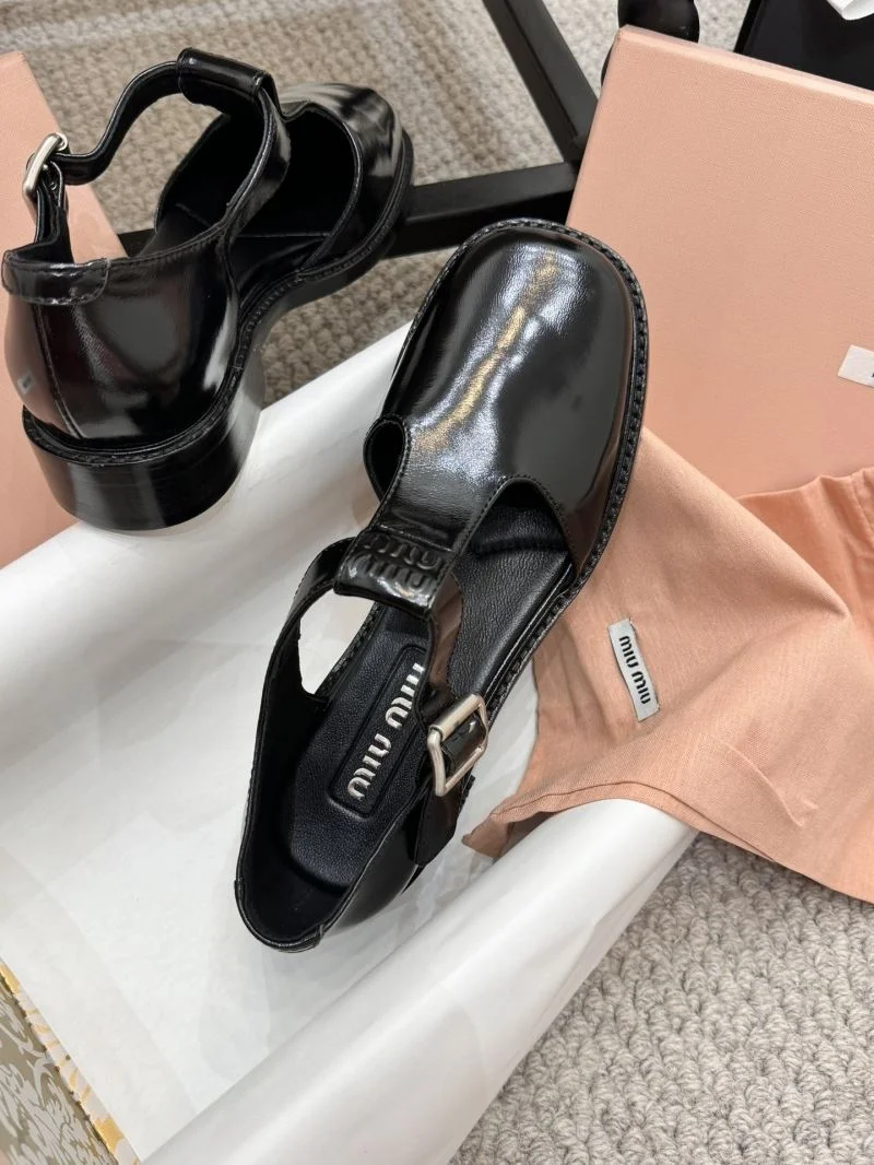 Miu Miu Sandals Modern 7568