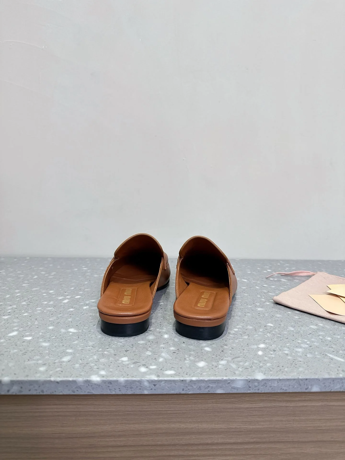 Trendsetting Miu Miu Sandals 7536
