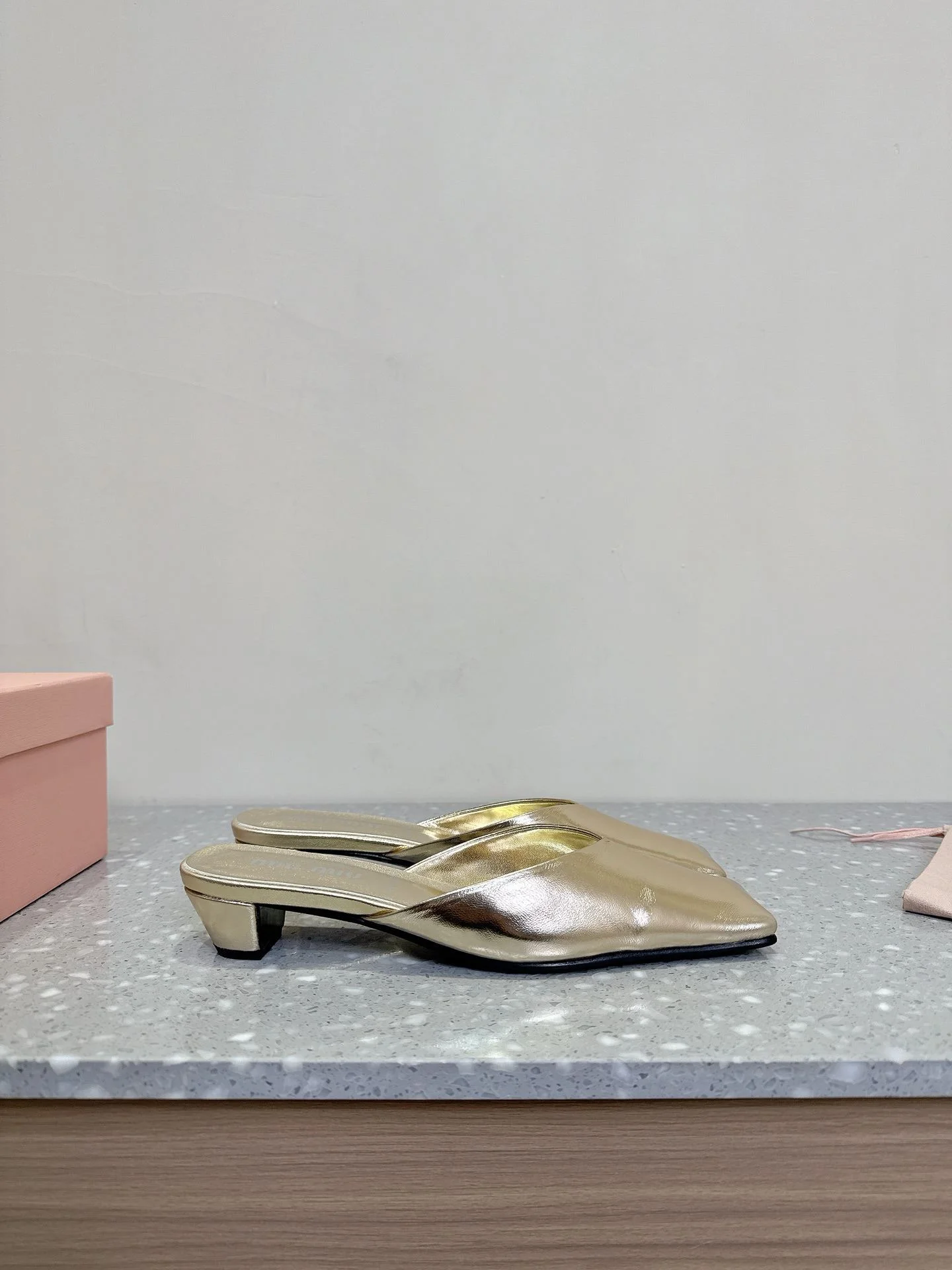 Unique Miu Miu Sandals 7555