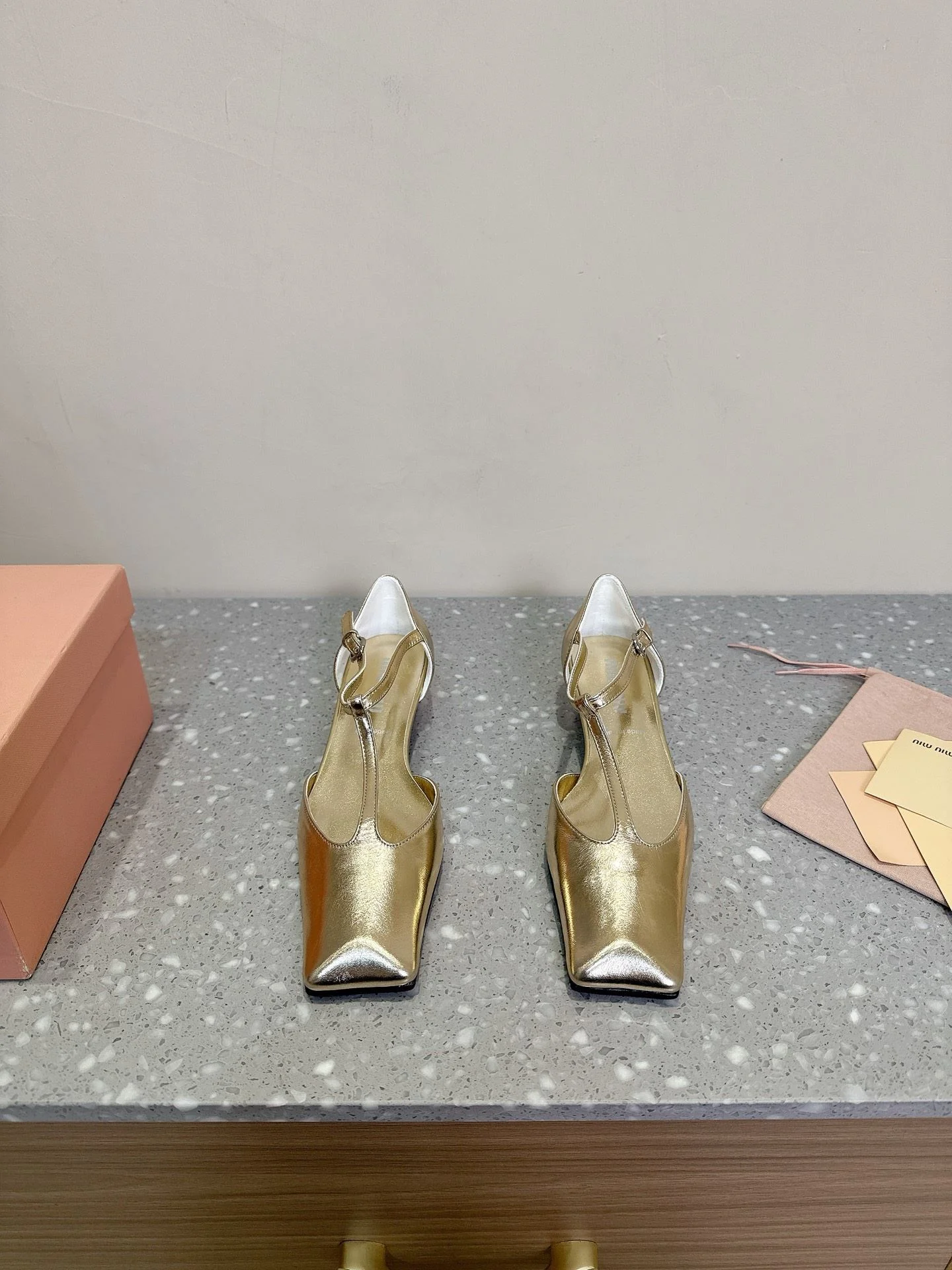 Miu Miu Sandals Trendsetting 7531